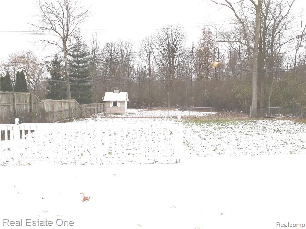 1804 Ruby Avenue Rochester Hills, MI 48309 - Photo 8 of 24