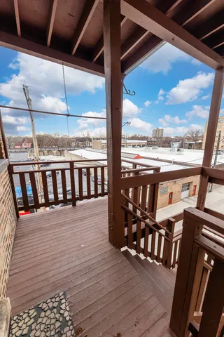 $247,000 | 819 Lake Street, Unit 3W, Oak Park, IL 60301