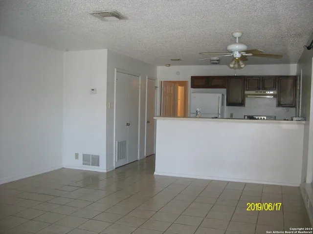 $995 | 8451 Cranberry Hill, Unit 2, San Antonio, TX 78254