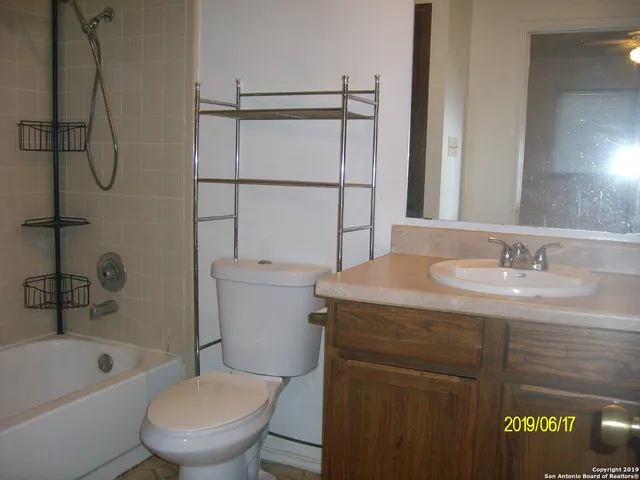 $995 | 8451 Cranberry Hill, Unit 2, San Antonio, TX 78254