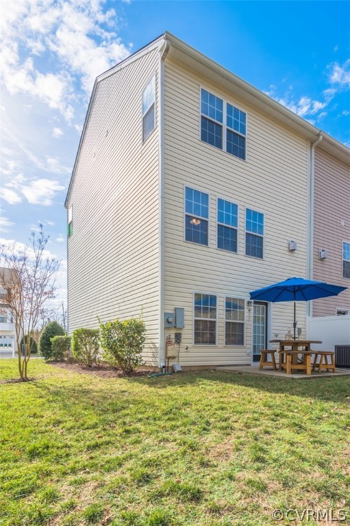 13430 Ridgemoor Lane Midlothian, VA 23114 - Photo 36 of 38 Gallery Image 36