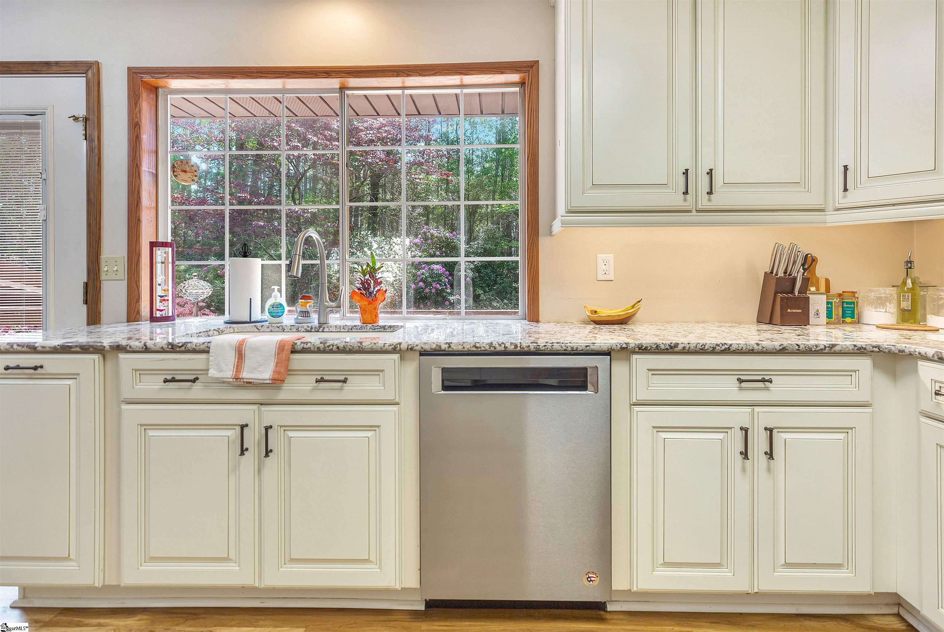 339 Dutch Fork Road West Union, SC 29696 - Photo 25 of 44 Gallery Image 25