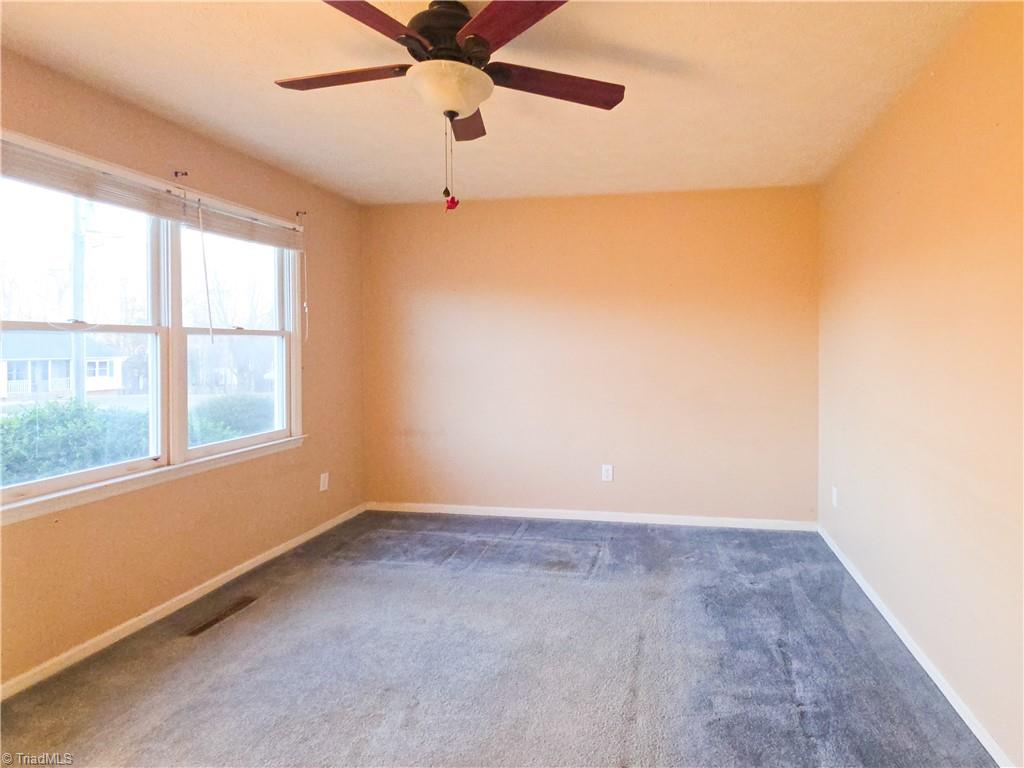 112 Oak Ridge Place Mount Airy, NC 27030 - Photo 11 of 31