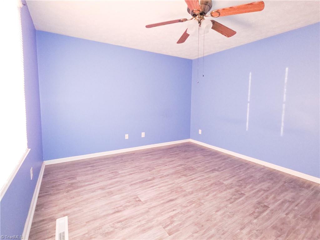 112 Oak Ridge Place Mount Airy, NC 27030 - Photo 12 of 31