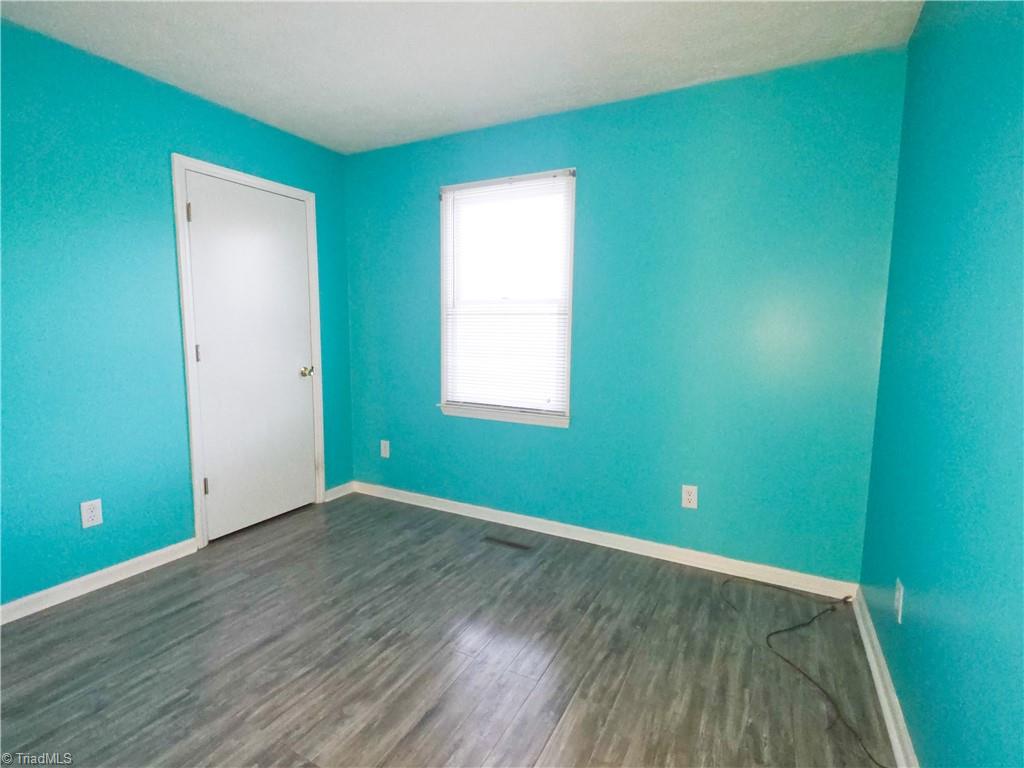 112 Oak Ridge Place Mount Airy, NC 27030 - Photo 17 of 31