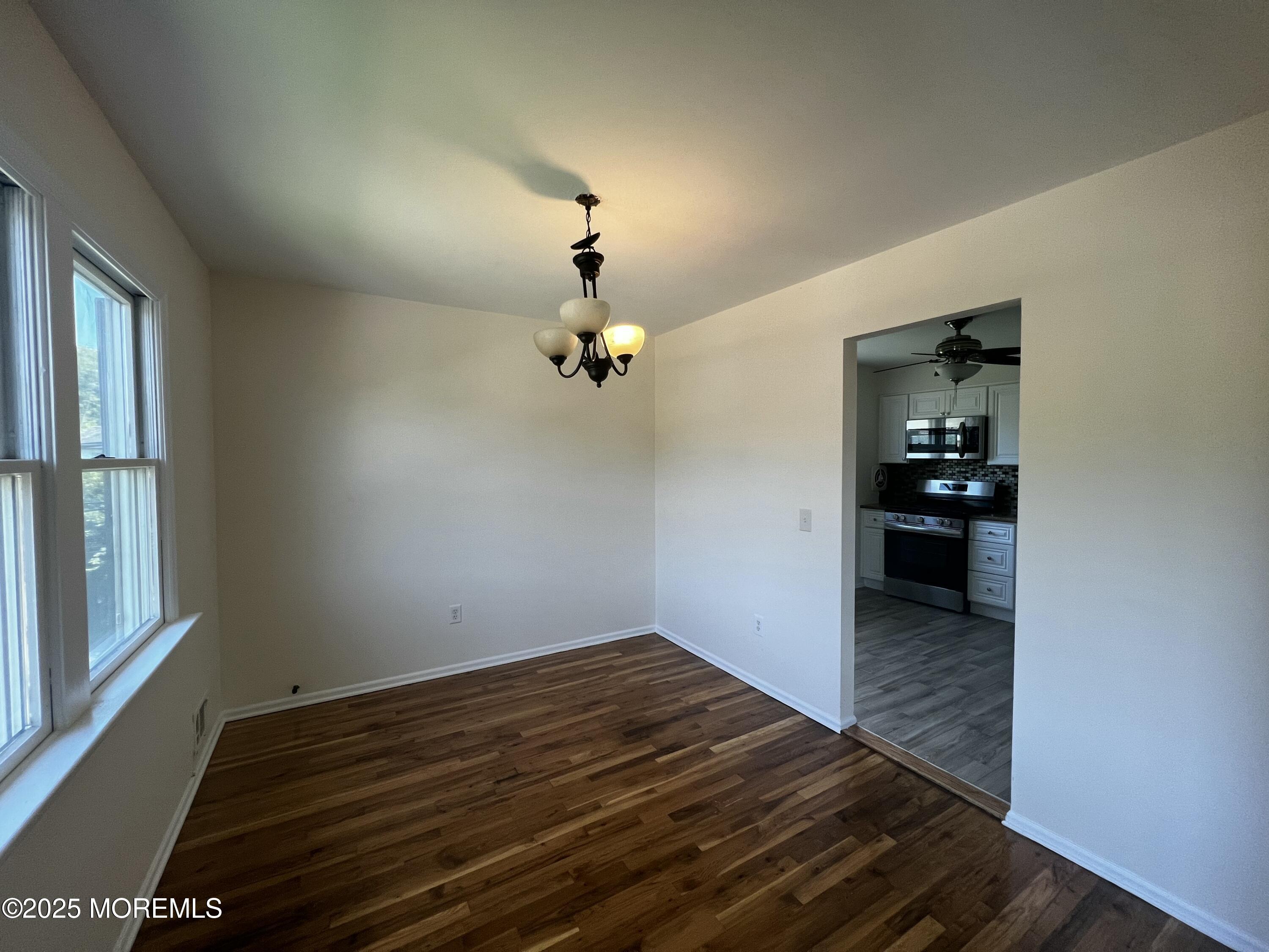 316 Spring Street, Unit UPPR Red Bank, NJ 07701 - Photo 4 of 12 IMG_0071