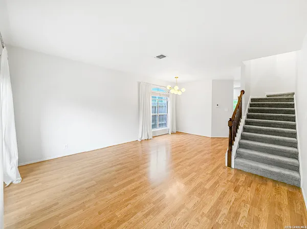 $2,550 | 15015 Northern Dancer, San Antonio, TX 78248