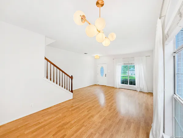 $2,550 | 15015 Northern Dancer, San Antonio, TX 78248