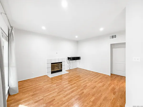 $2,550 | 15015 Northern Dancer, San Antonio, TX 78248