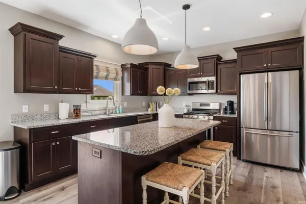 $549,900 | 13785 Alicante Way, Fort Wayne, IN 46845