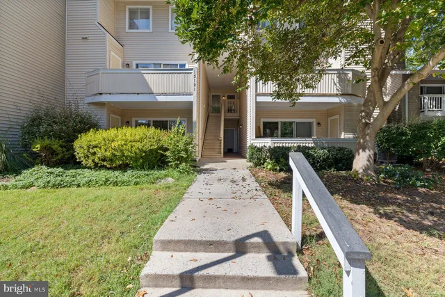 $279,000 | 13121 Wonderland Way, Unit 13140, Germantown, MD 20874