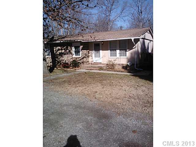 2613 Hart Road Charlotte, NC 28214 - Photo 6 of 8 Gallery Image 6