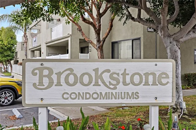 $655,000 | 17641 Sergio Circle, Unit 203, Huntington Beach, CA 92647