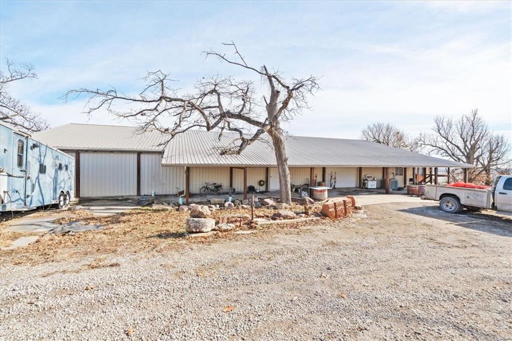 22599 Fall Leaf Road Linwood, KS 66052 - Photo 2 of 35