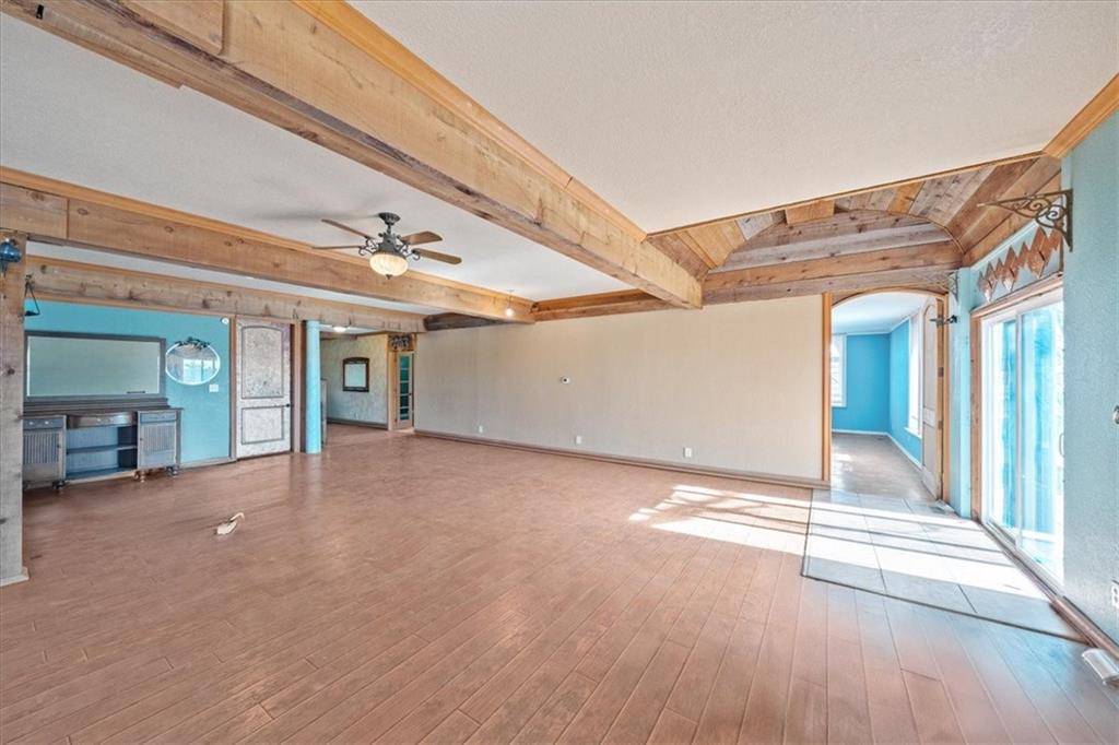 22599 Fall Leaf Road Linwood, KS 66052 - Photo 5 of 35