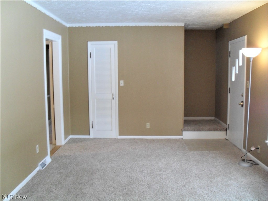 703 Bell Road Chagrin Falls, OH 44022 - Photo 6 of 18