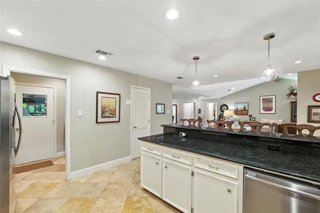 $794,900 | 7025 Riverport Road, Fort Worth, TX 76116