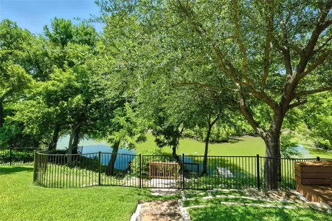 $794,900 | 7025 Riverport Road, Fort Worth, TX 76116