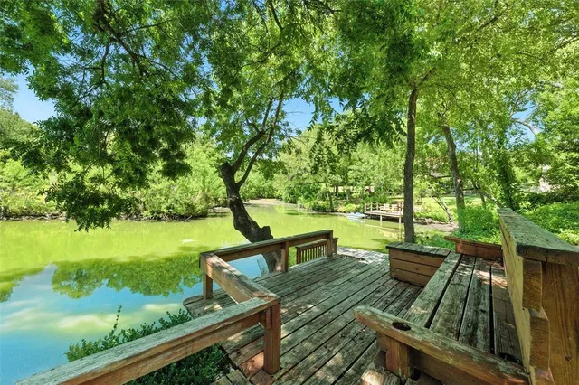 $794,900 | 7025 Riverport Road, Fort Worth, TX 76116