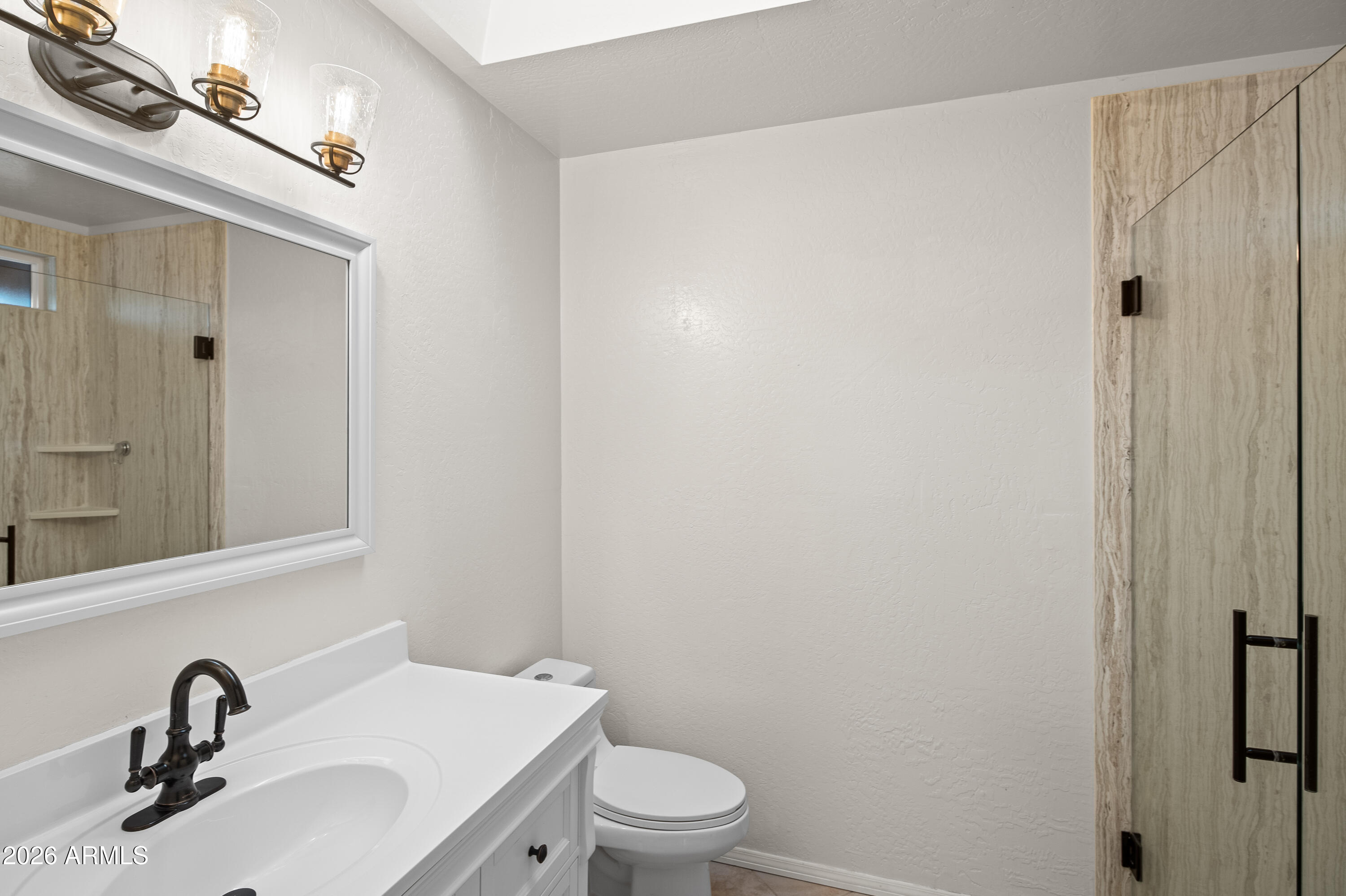 25 Spur Court Sedona, AZ 86351 - Photo 30 of 38 Primary Bathroom - View 1