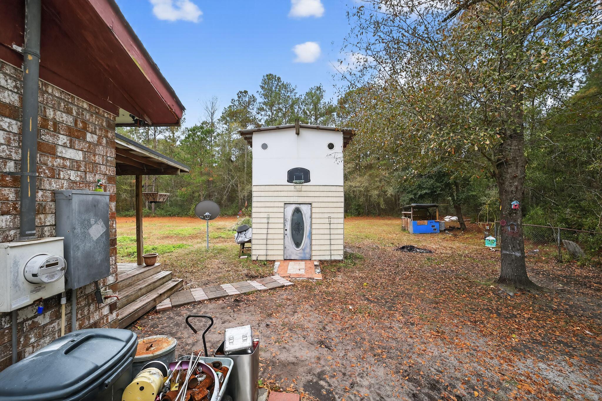 8345 Highway 917 Nichols, SC 29581 - Photo 8 of 27
