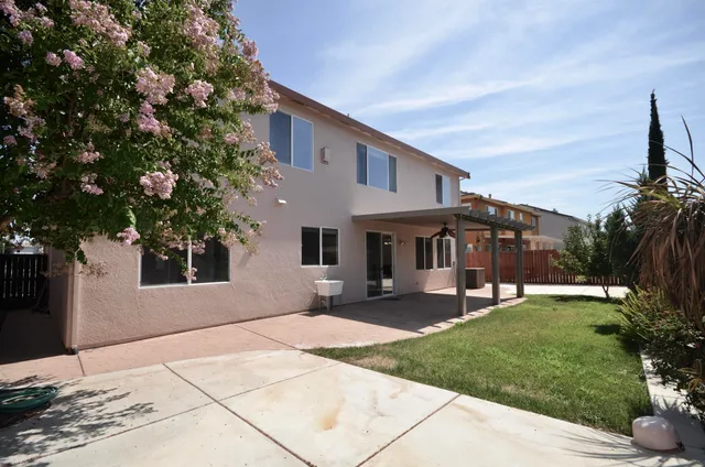 $800,000 | 9416 Lyndley Plaza Way, Elk Grove, CA 95624