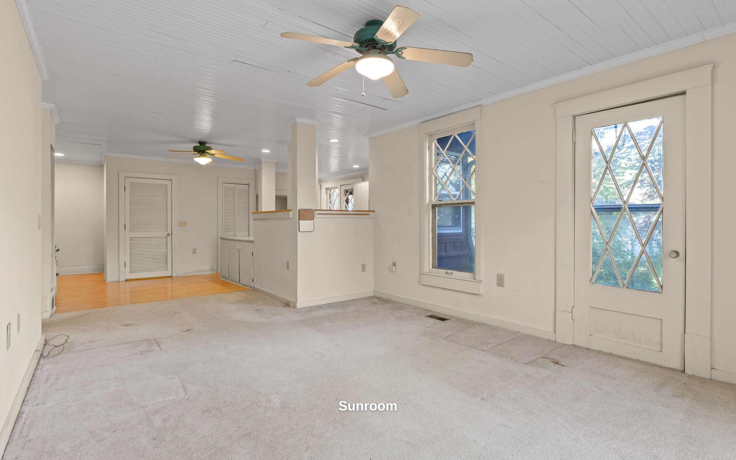 321 Signal Mountain Boulevard Signal Mountain, TN 37377 - Photo 20 of 49 Living Room
