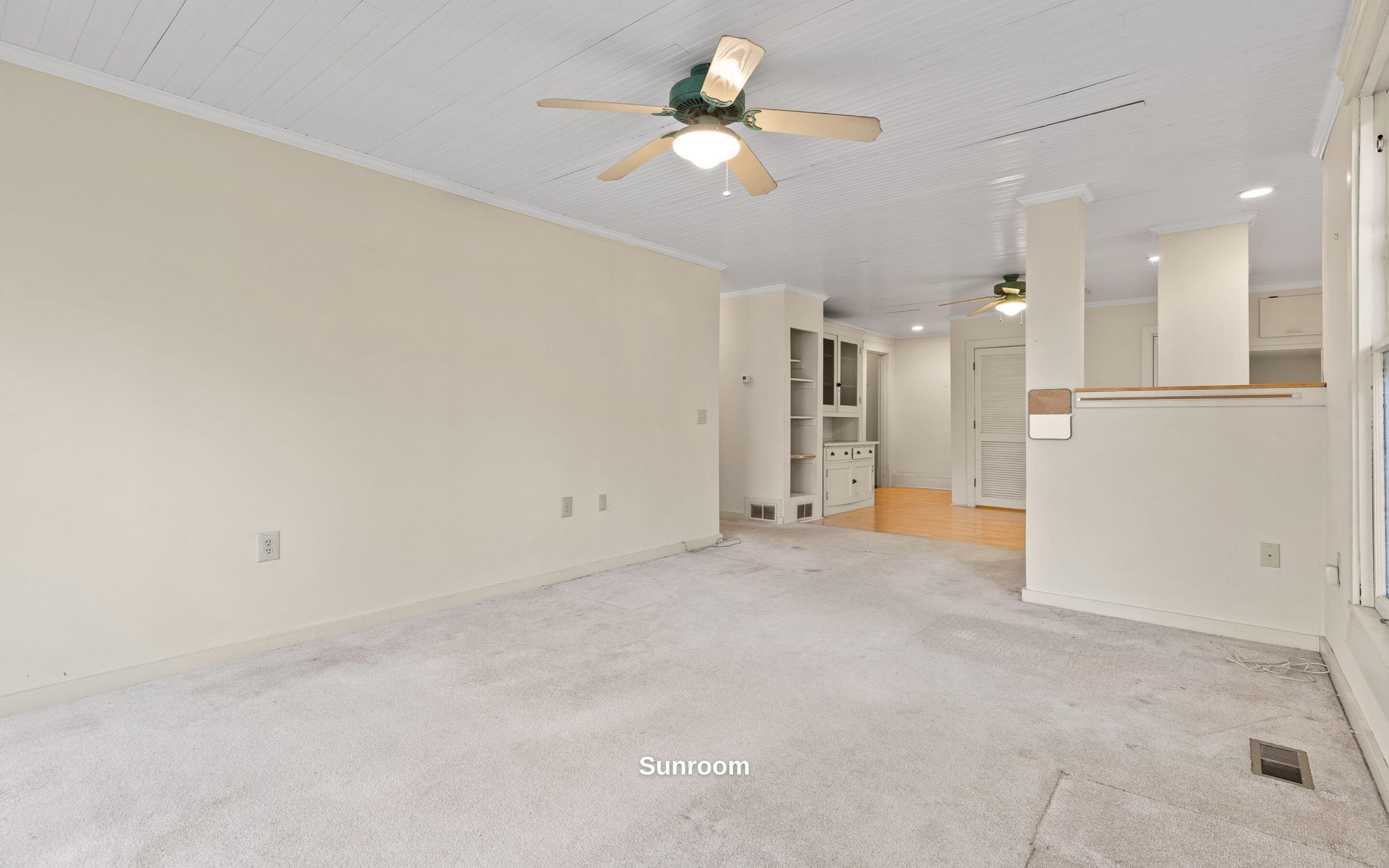 321 Signal Mountain Boulevard Signal Mountain, TN 37377 - Photo 22 of 49 Living Room
