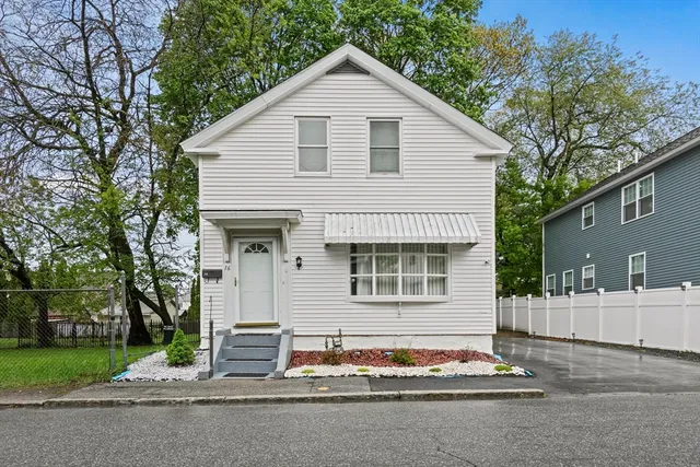 $440,000 | 16 Court Street, Lowell, MA 01852