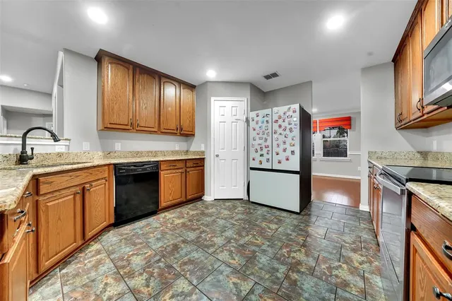 $2,800 | 324 South Mesa Verde Way, Wylie, TX 75098