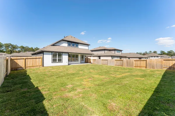 $2,500 | 13340 Bear Creek, Conroe, TX 77384