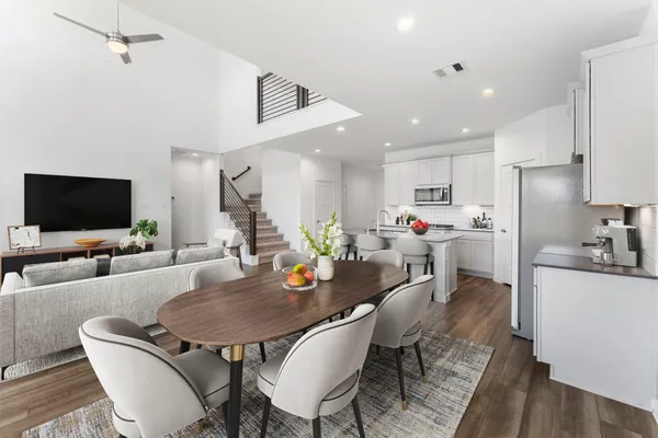 $2,500 | 13340 Bear Creek, Conroe, TX 77384