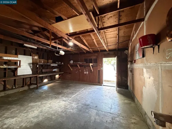 $2,200 | 729 Pennsylvania Street, Vallejo, CA 94590