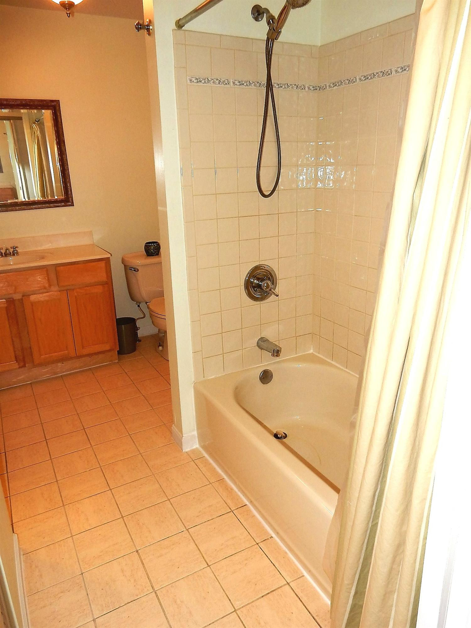 142 Pleasant Ridge Avenue Fort Mitchell, KY 41017 - Photo 13 of 28 Gallery Image 13