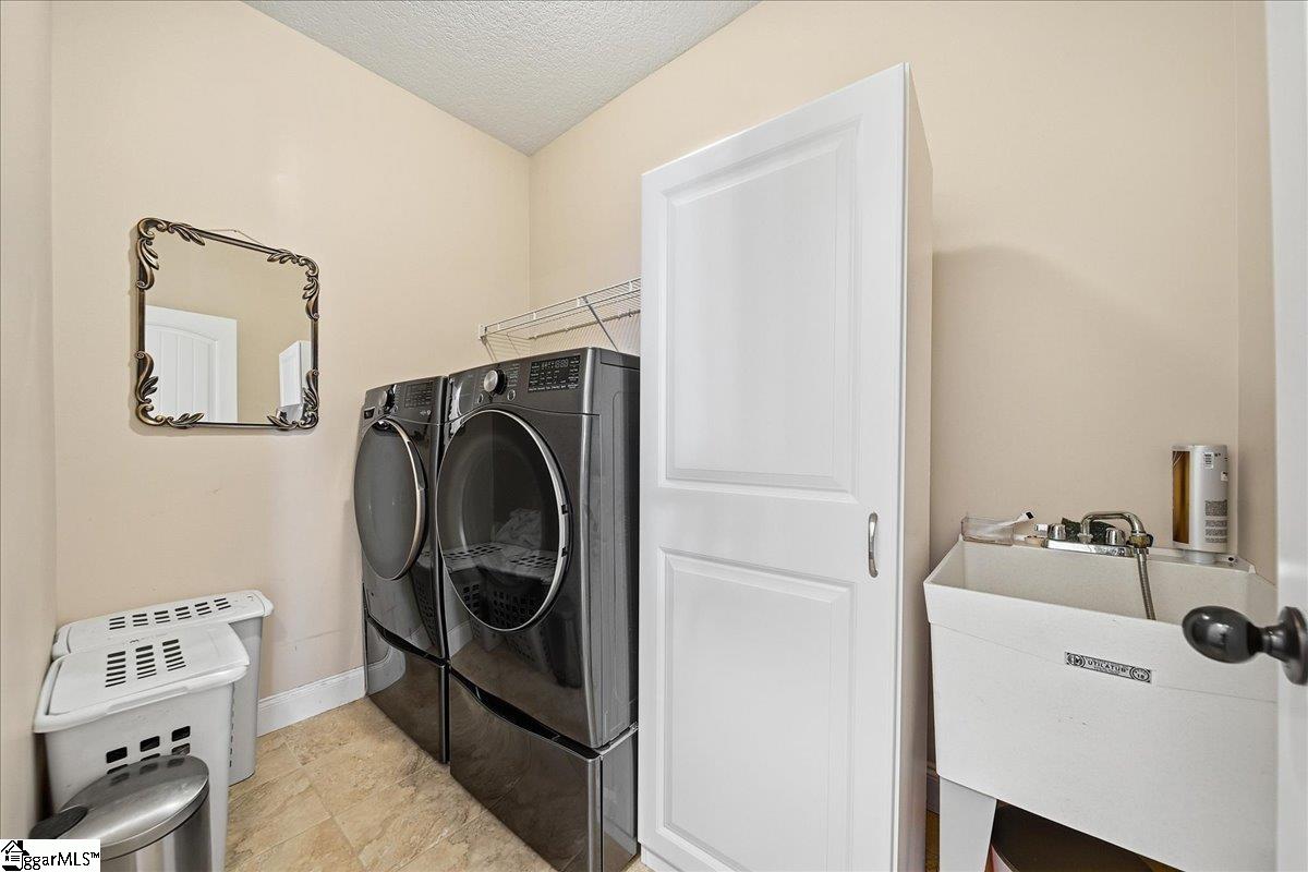 213 Creekside Farms Way Duncan, SC 29334 - Photo 37 of 47