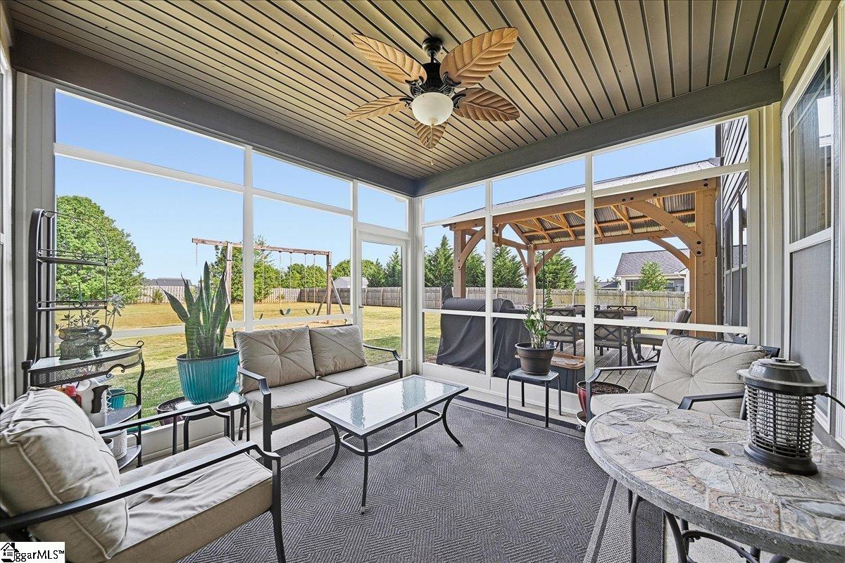 213 Creekside Farms Way Duncan, SC 29334 - Photo 38 of 47