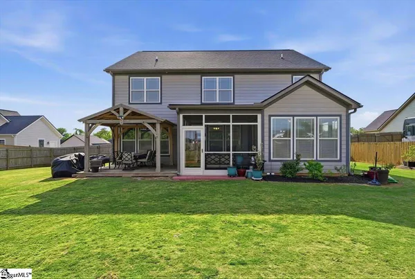 $567,000 | 213 Creekside Farms Way, Duncan, SC 29334