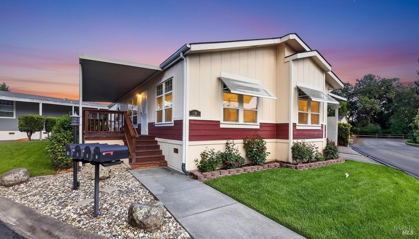 10 Shamrock Circle Santa Rosa, CA 95403 - Photo 2 of 39 a front view of a house with garden
