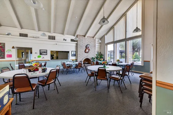 $380,000 | 10 Shamrock Circle, Santa Rosa, CA 95403
