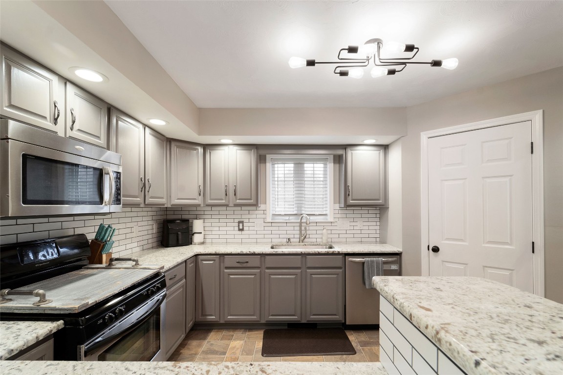 358 Loder Street Sayre, PA 18840 - Photo 3 of 49 Gallery Image 3