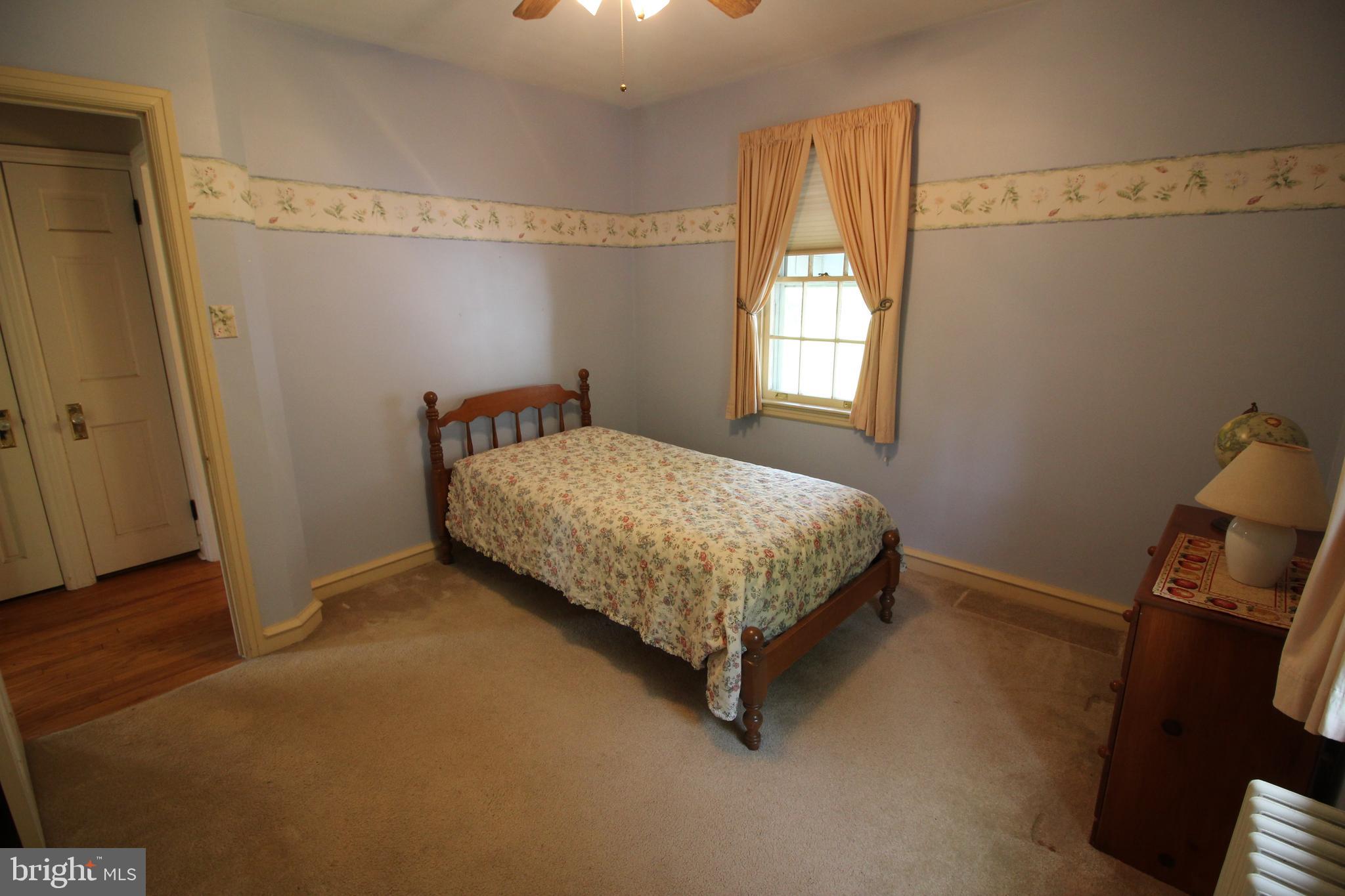 949 Old Bethlehem Road Quakertown, PA 18951 - Photo 32 of 49 Gallery Image 32