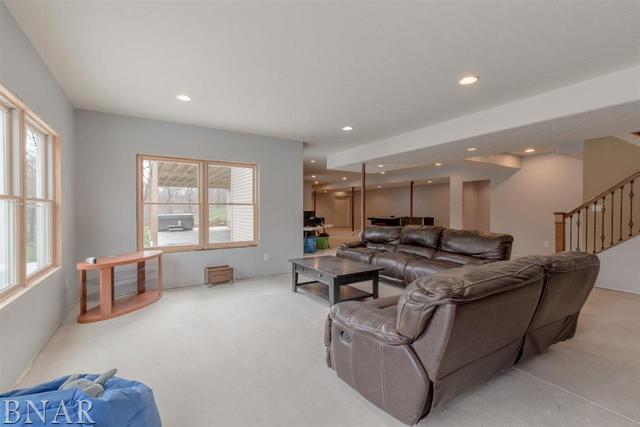 6286 Park Road Clinton, IL 61727 - Photo 23 of 45 a living room with furniture and a window