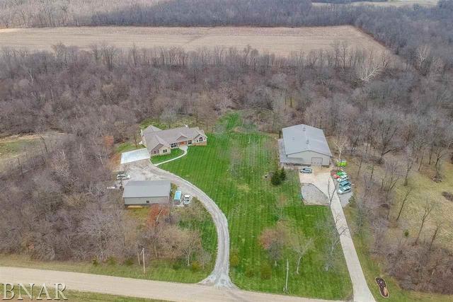 6286 Park Road Clinton, IL 61727 - Photo 35 of 45 a bird view of a house with a yard