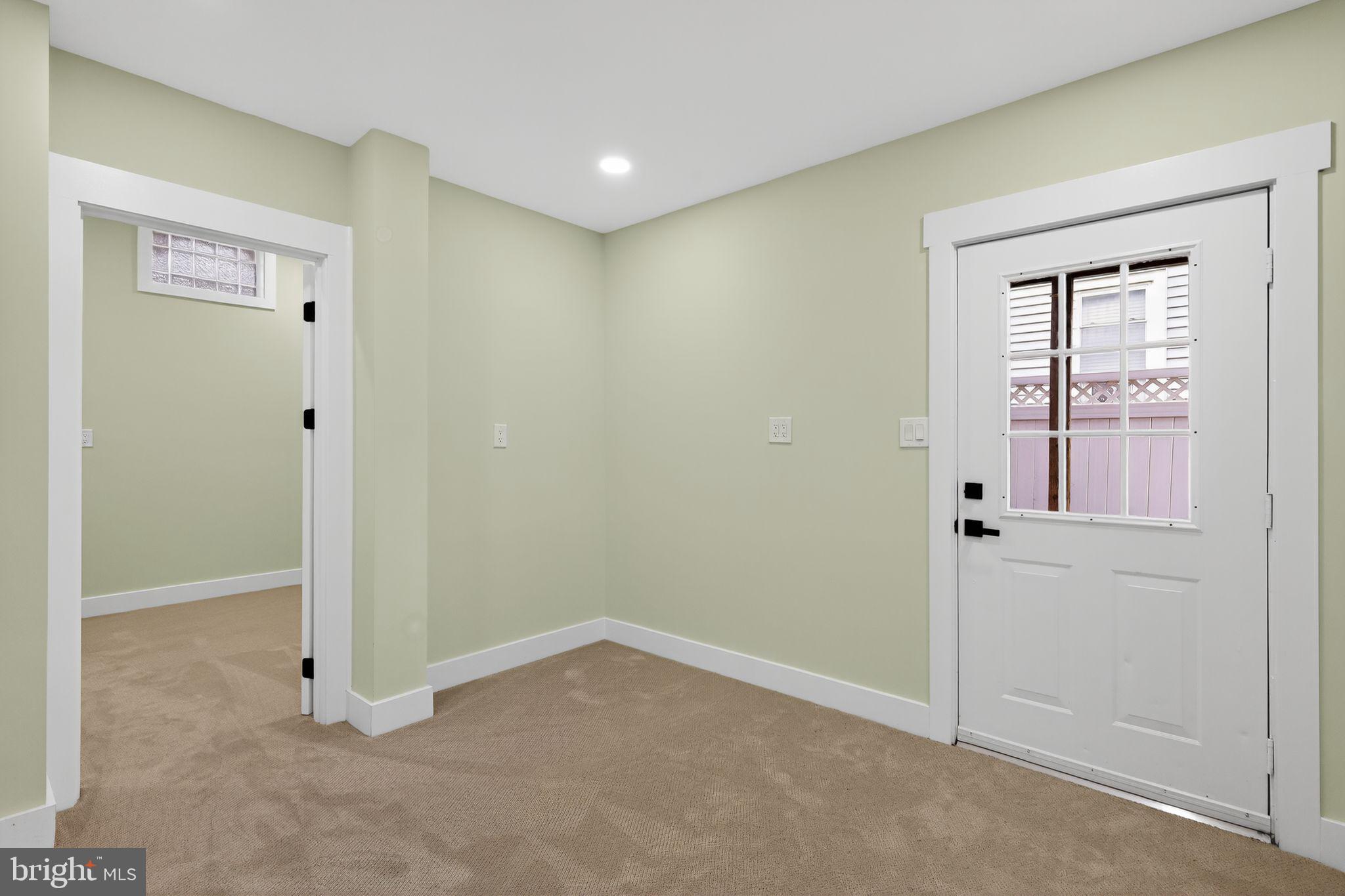 1943 South Lowell Street Arlington, VA 22204 - Photo 20 of 29