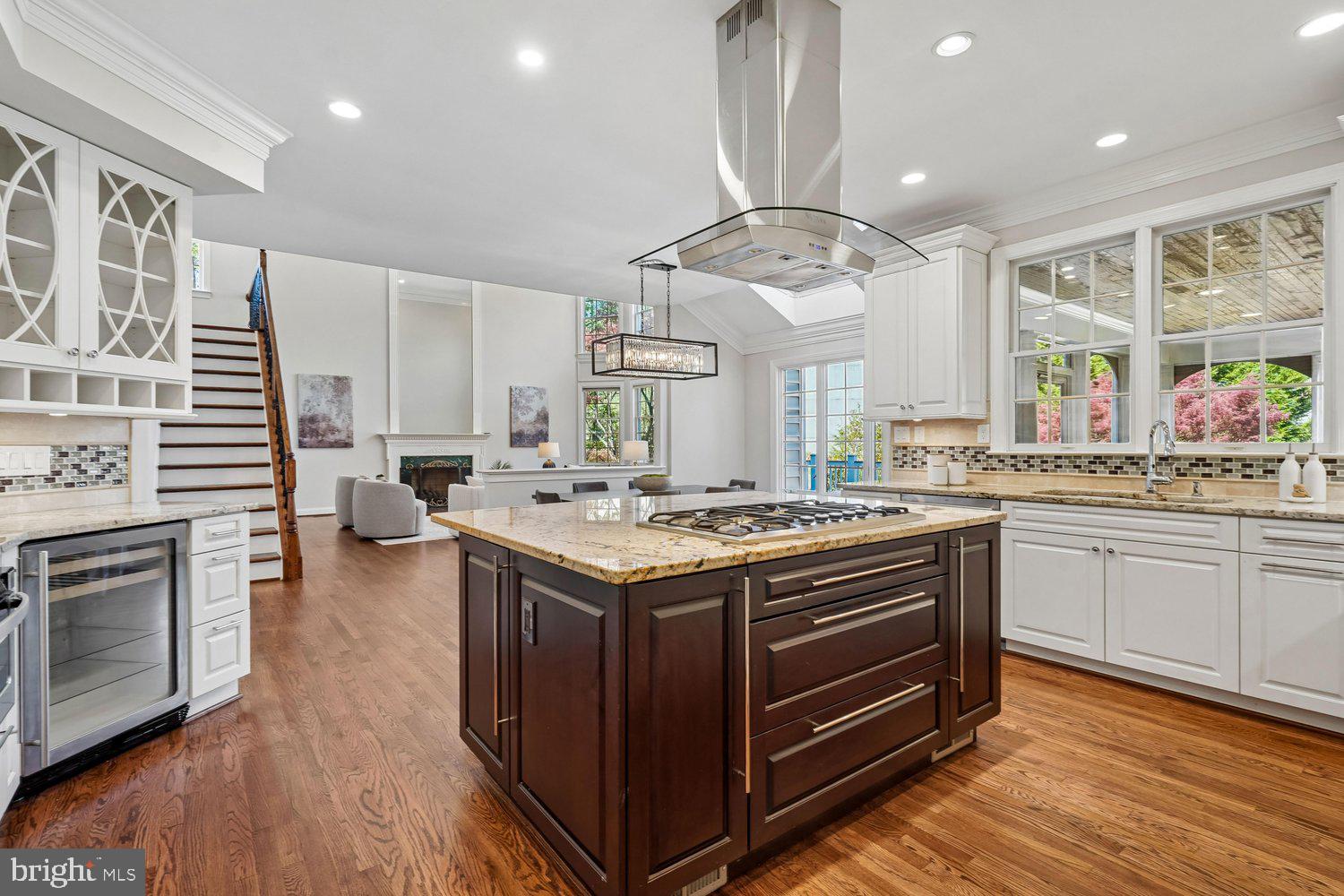 1703 Raleigh Hill Road Vienna, VA 22182 - Photo 15 of 69 Kitchen