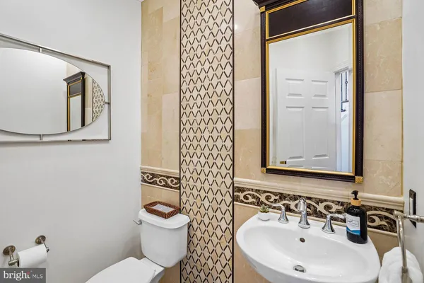 $1,875,000 | 1703 Raleigh Hill Road, Vienna, VA 22182