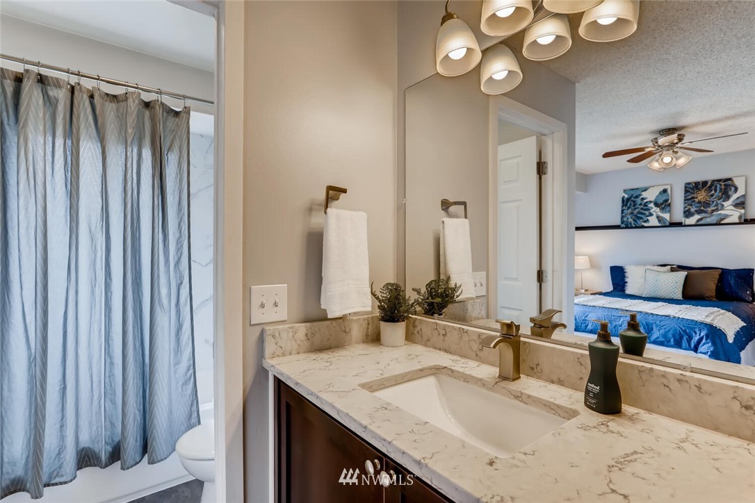 14637 Southeast 142nd Street Renton, WA 98059 - Photo 15 of 28