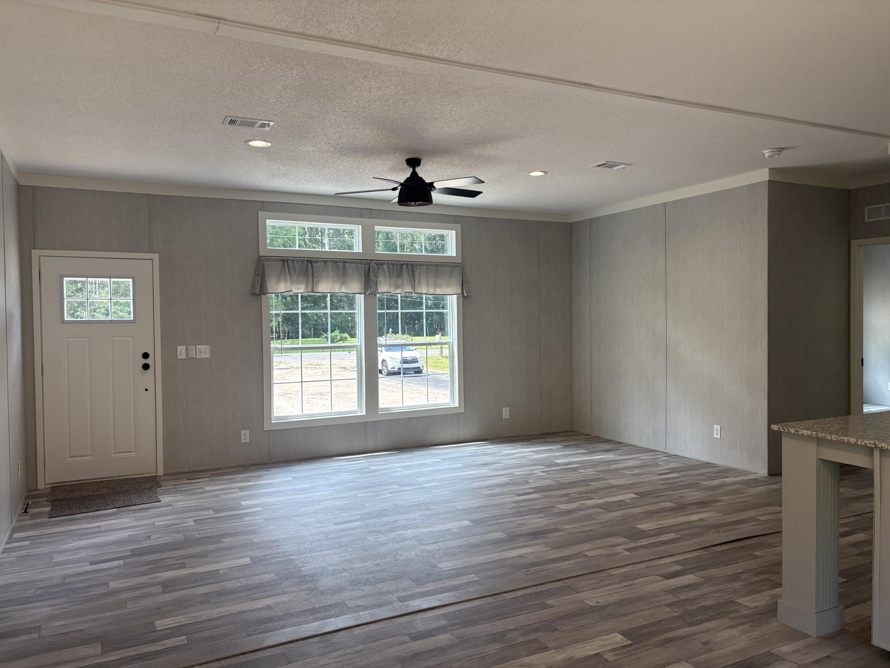 3323 Prices Bridge Lane Walterboro, SC 29488 - Photo 12 of 63 Living Room