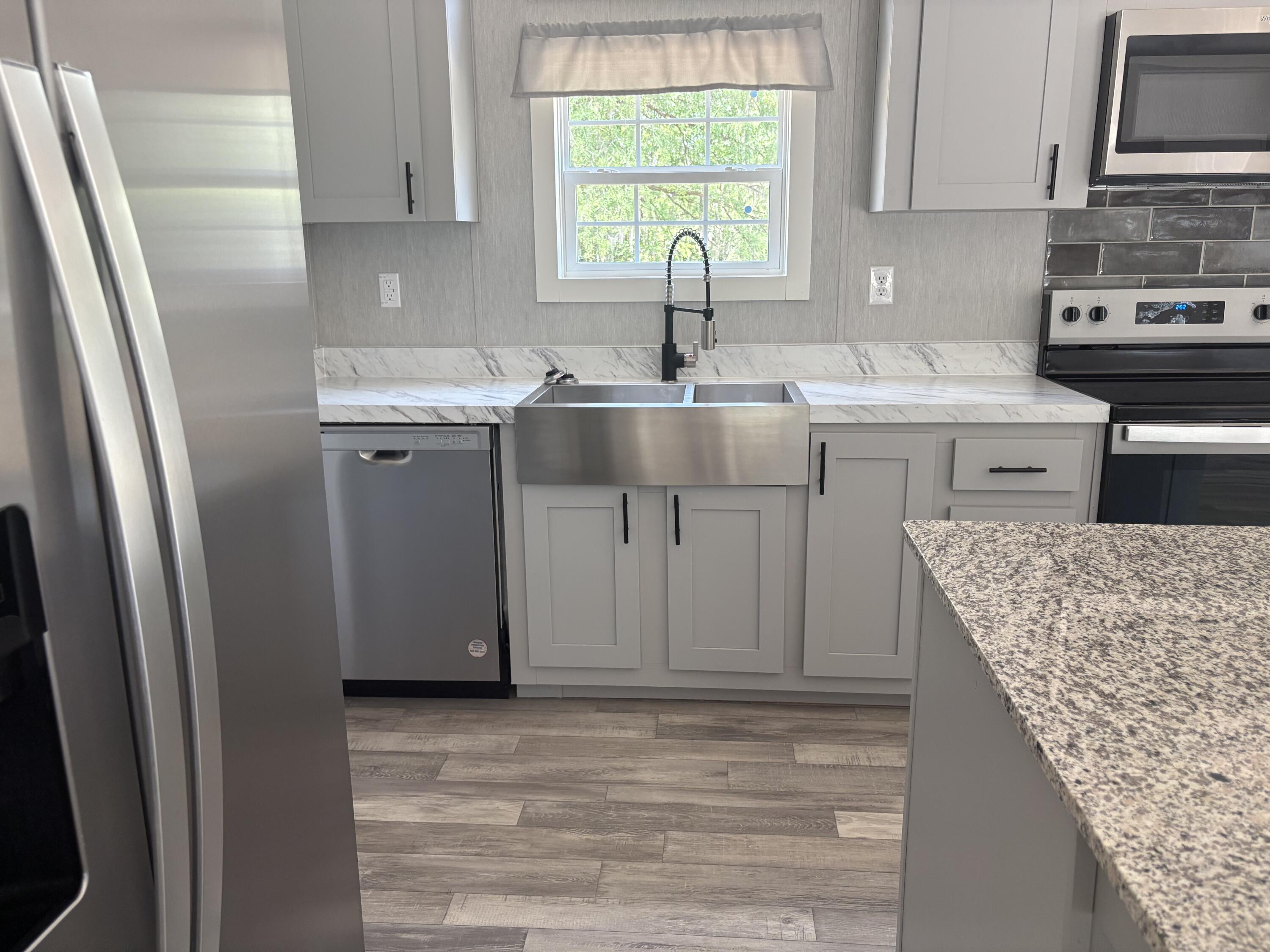 3323 Prices Bridge Lane Walterboro, SC 29488 - Photo 19 of 63 Kitchen 3