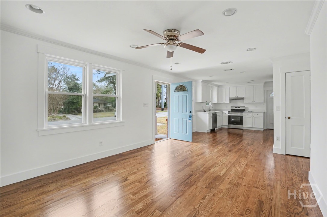 315 East 65th Street Savannah, GA 31405 - Photo 6 of 23